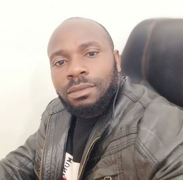 Winfried Xavery - Travel Agent